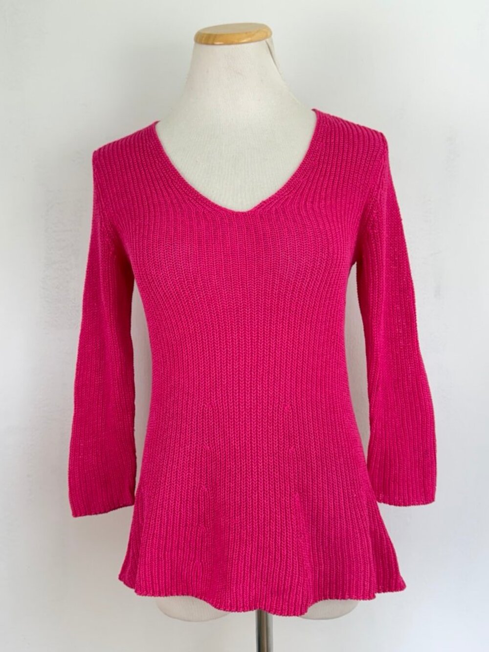 Talbots Top Size XS Pink Knit Cotton Flare Hem Deep V-Neck 3/4 Sleeves